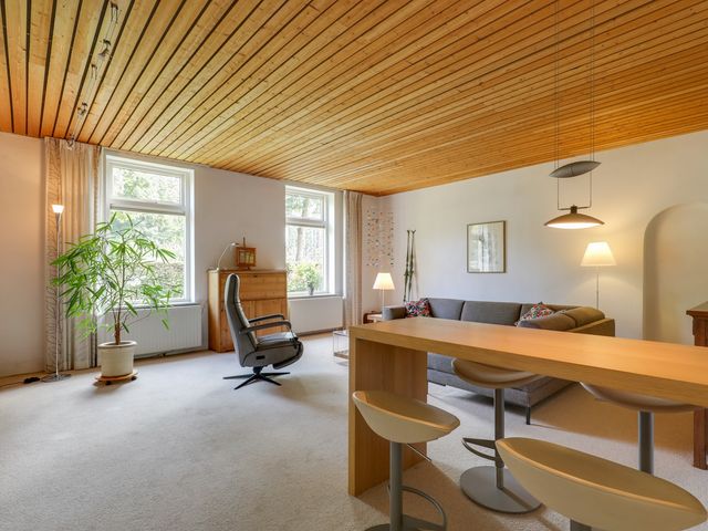 Valkstraat 10, Overasselt