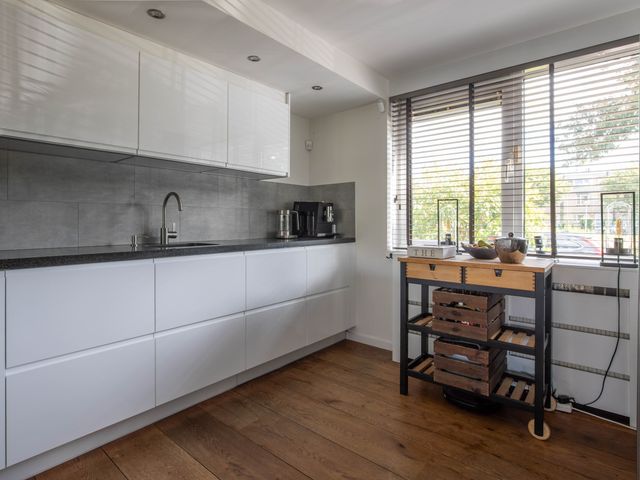 Westduinen 51, Amstelveen