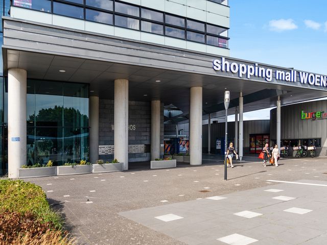 Winkelcentrum Woensel 224, Eindhoven
