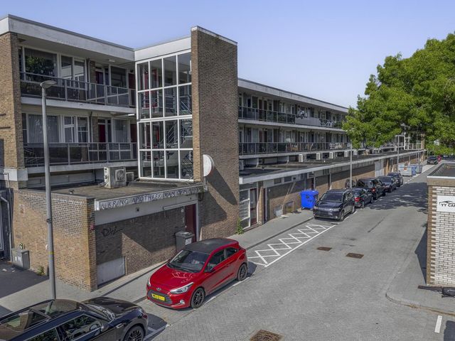 Manonstraat 40, Hoogvliet Rotterdam