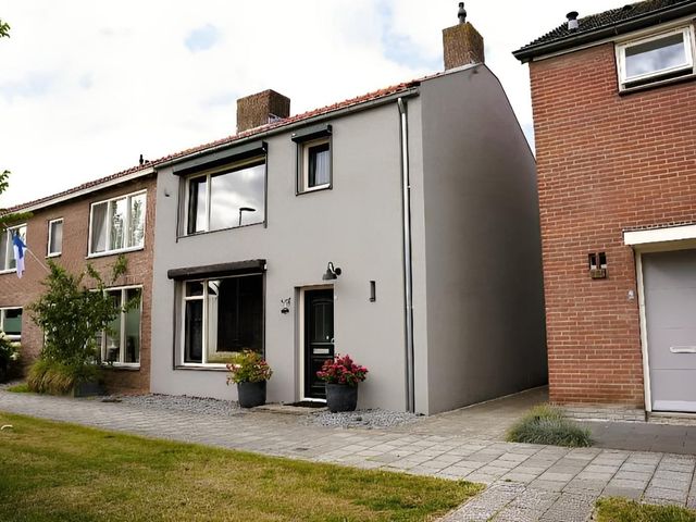 Damstraat 4, Schoondijke