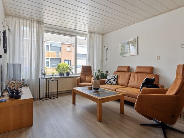 Wilhelminastraat 2, Hoek