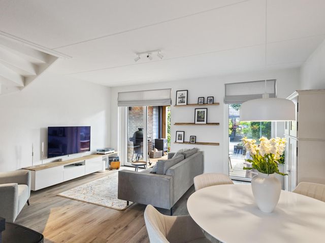 Notenhout 25B, Julianadorp