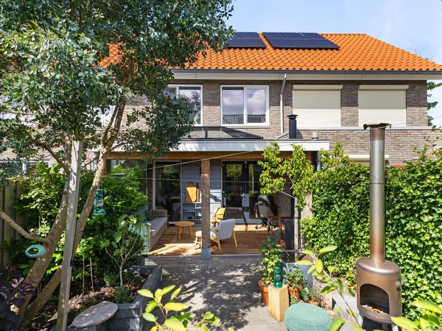 Notenhout 25B, Julianadorp
