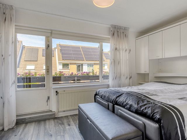 Cornelis Sterrenburgstraat 88, Hoek van Holland