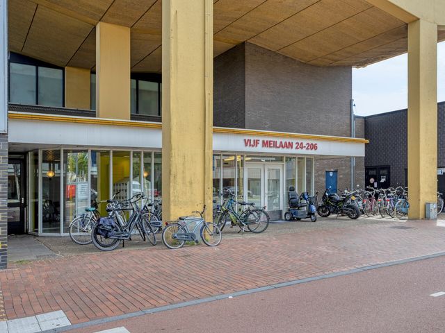 Vijf Meilaan 158, Leiden