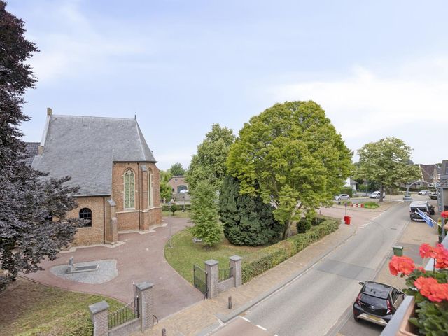 Tielsestraat 63b, Valburg