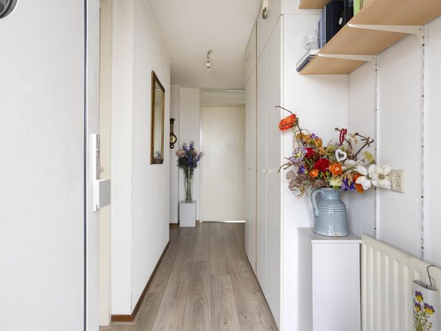 Tielsestraat 63b, Valburg