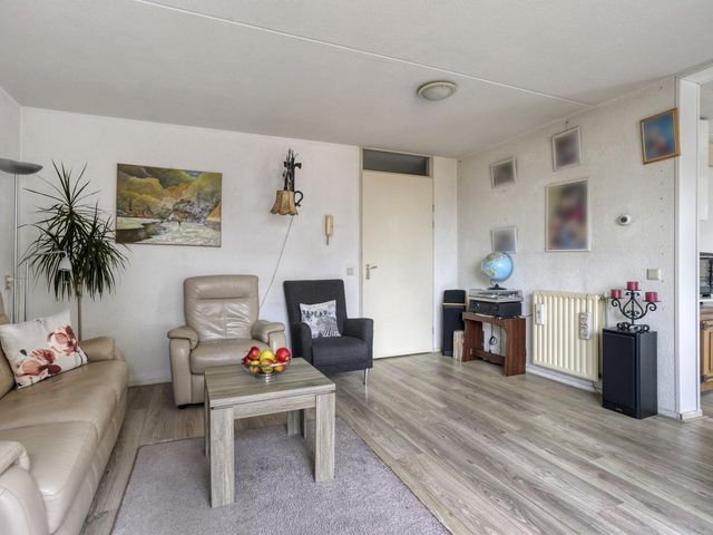 Tielsestraat 63b, Valburg
