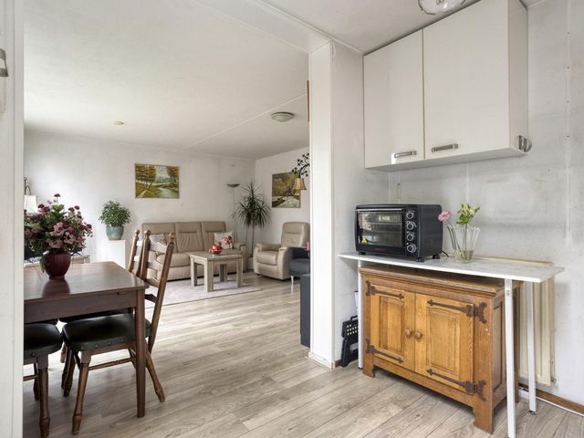 Tielsestraat 63b, Valburg