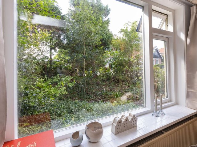 Dorpsstraat 111, Winkel