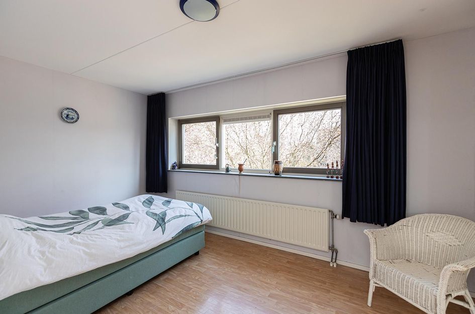 Parallelweg 10