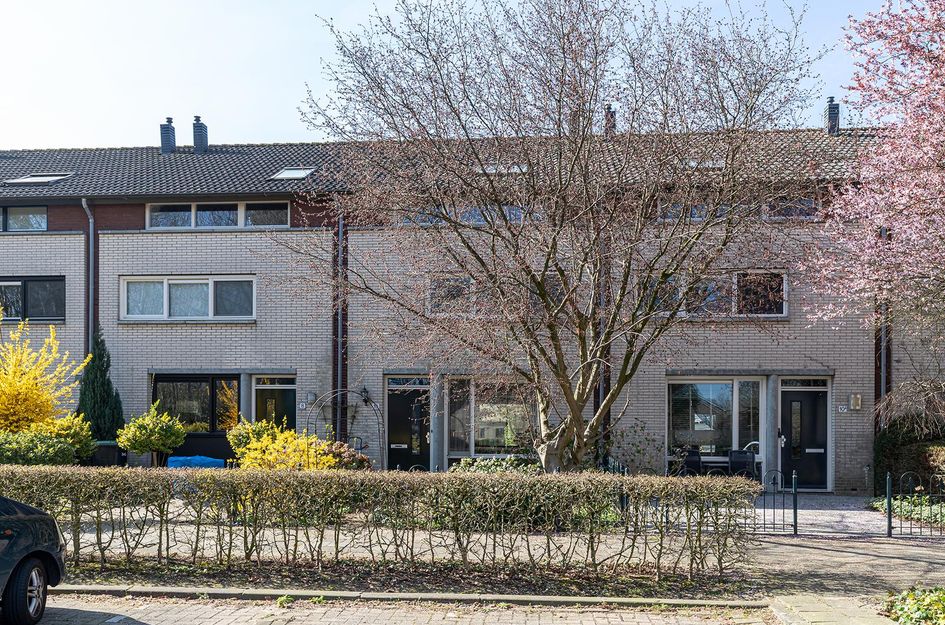 Parallelweg 10