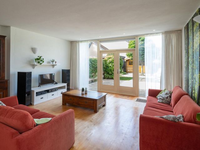 Fazant 163, Ridderkerk
