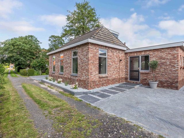 Middenvaart 5, Echten