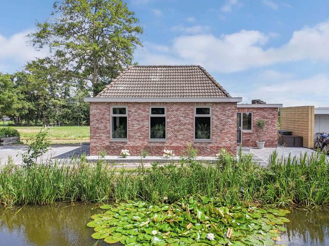 Middenvaart 5, Echten