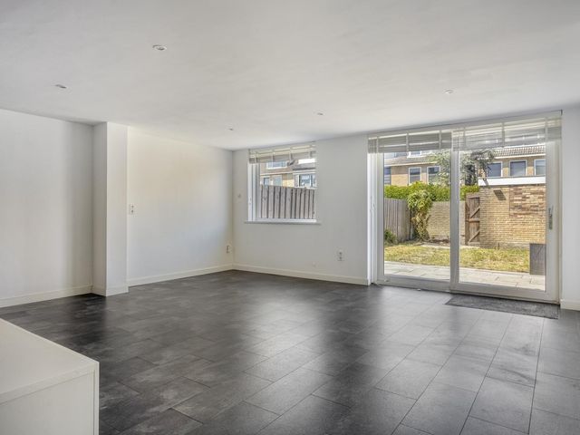 Elzenlaan 73, Heerhugowaard