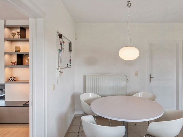 Koning Albertstraat 181  , Ravels