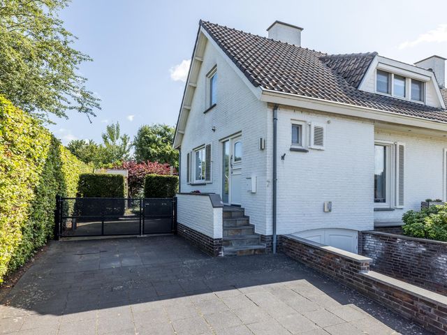 Vlonderstraat 7, Nieuwstadt