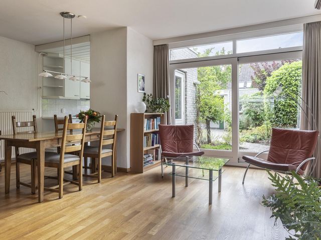Chromietdijk 16, Roosendaal