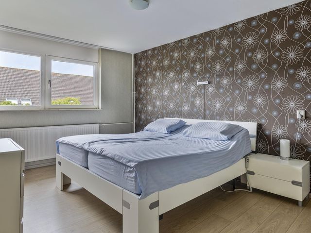 Chromietdijk 16, Roosendaal