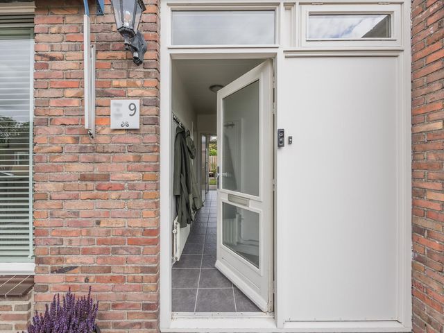 Generaal Sikorskistraat 9, Axel