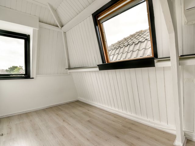 Hoge Rijndijk 116D, Leiden