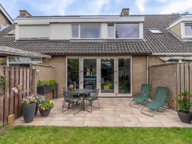 Mambostraat 80, Venray