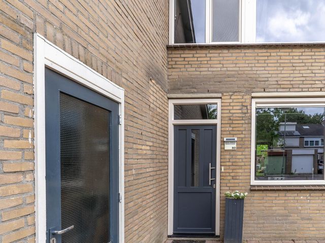 Mambostraat 80, Venray