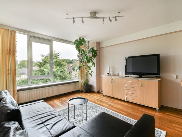 Ter Weerlaan 90, Wassenaar