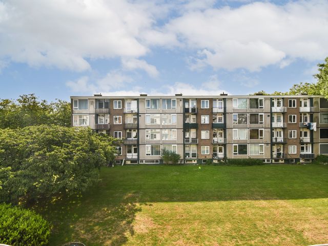 Ter Weerlaan 90, Wassenaar