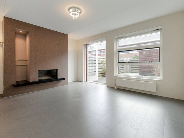Hoofpolderstraat 14, Den Haag