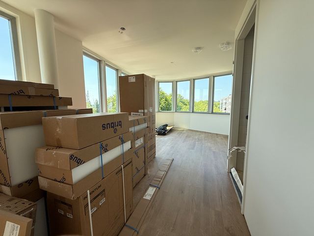 Westzeedijk 587, Rotterdam