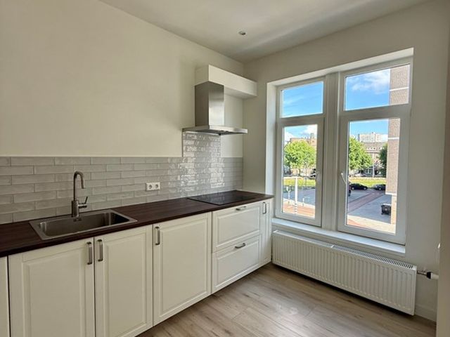Strevelsweg 228B, Rotterdam