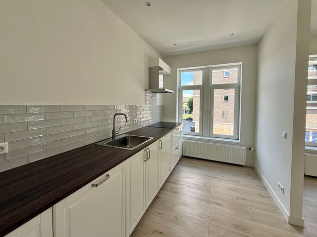 Strevelsweg 228B, Rotterdam