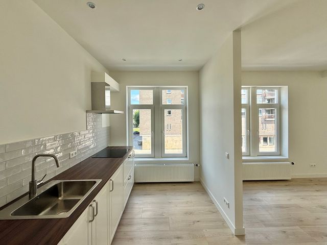 Strevelsweg 228B, Rotterdam