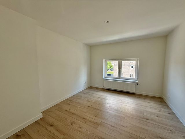 Strevelsweg 228B, Rotterdam