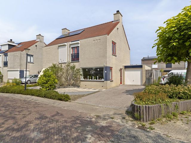 Bachlaan 56, Goes