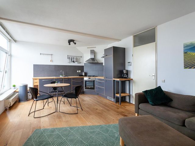 Rose-Spoorstraat 12, Rotterdam