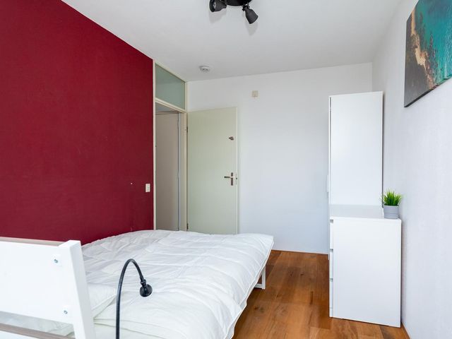 Rose-Spoorstraat 12, Rotterdam
