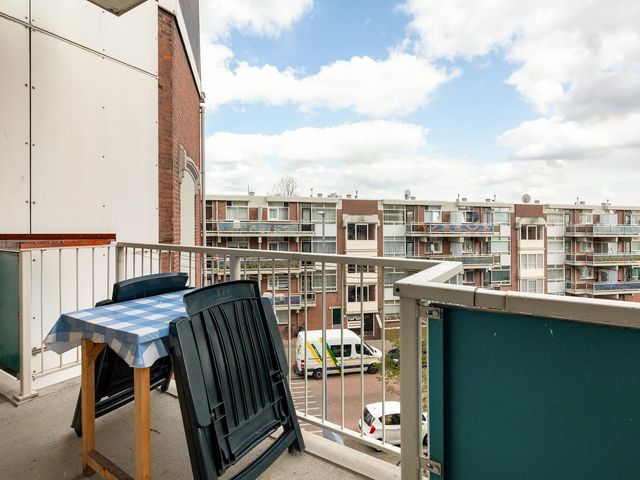 Rose-Spoorstraat 12, Rotterdam