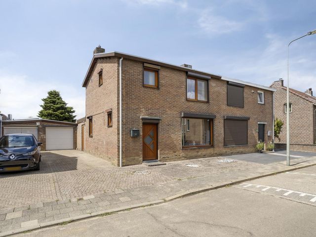 Sint Cornelisstraat 16, Maastricht