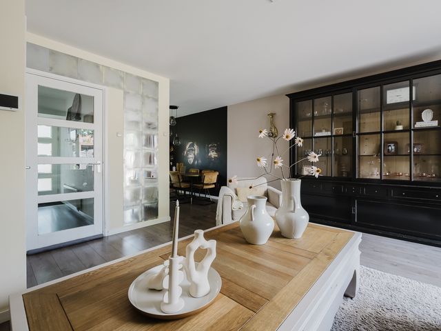 Perengaard 16, Spijkenisse