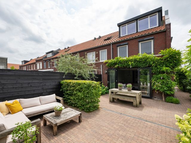 Koetsierstuin 20, Zevenhuizen