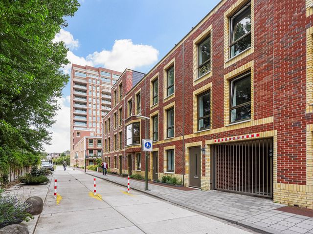 Onafhankelijkheidstraat 11, Den Haag