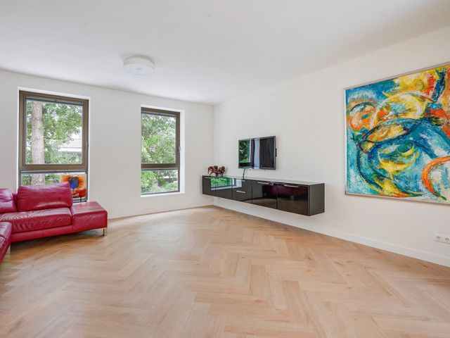 Onafhankelijkheidstraat 11, Den Haag