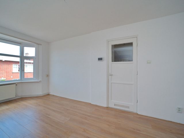 Rosseelsstraat 84, Den Haag