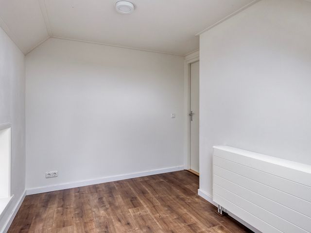 Torenstraat 10, Scheemda