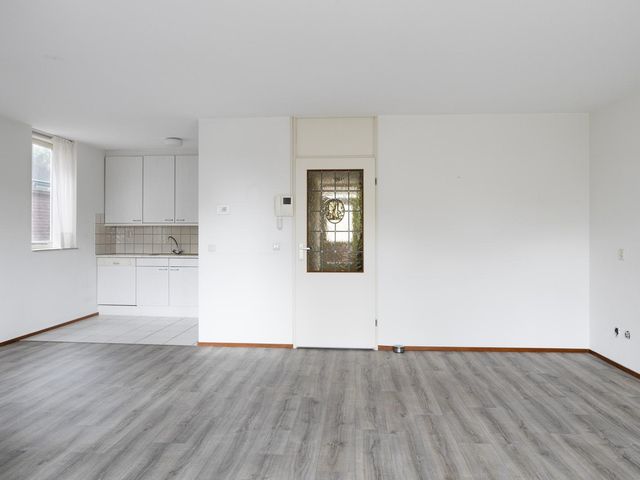 Schoolstraat 7, Made