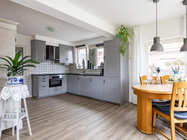 Kortelaan 5, Surhuisterveen